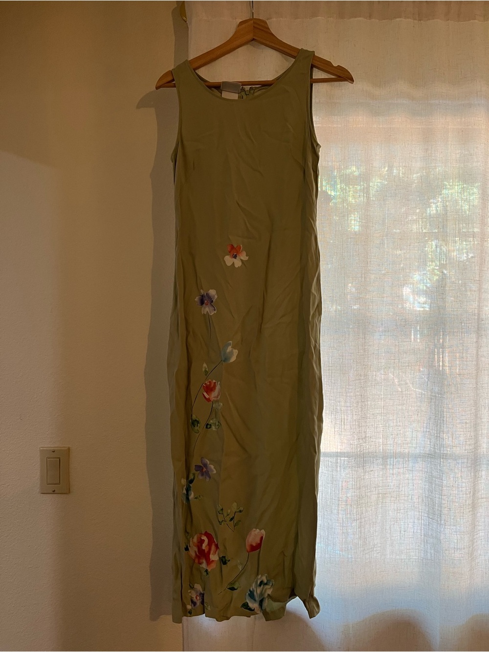 Laura Ashley Vintage Olive Green Sleeveless Maxi Dress with Floral Design